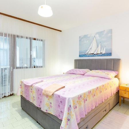 Apartment Okrug Gornji 1069A Trogir Bagian luar foto