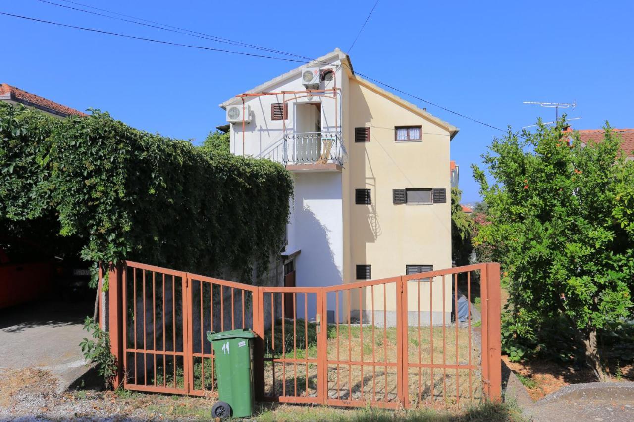 Apartment Okrug Gornji 1069A Trogir Bagian luar foto